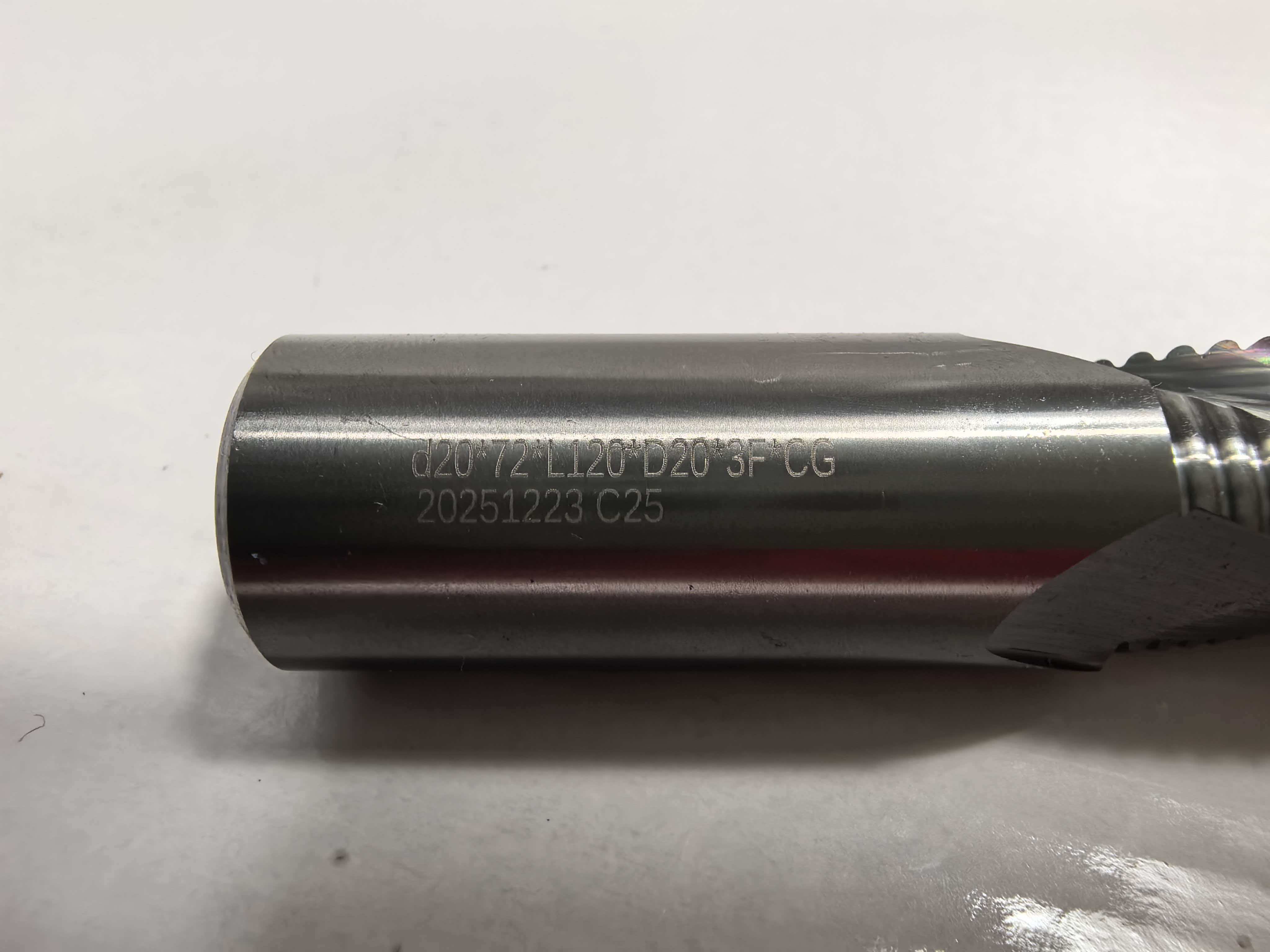 Pabrik akhir tungsten karbida (pemotong seadanya)